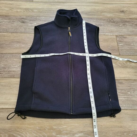 Woolrich fleece vest for layering on cold days size small - Picture 5 of 9